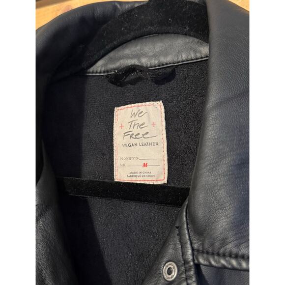 Free People We The Free Vegan Leather Black Jacket Snap Button Women’s Size M - Picture 2 of 5